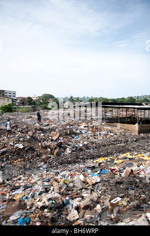 Kingtom Bomeh Müllkippe. Freetown in Sierra Leone Stockfoto