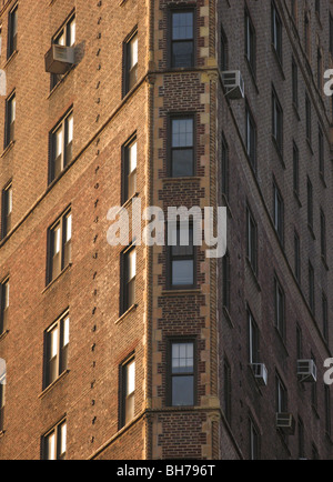 Flacheisen Styel Gebäude ist an der Plaza Street West in der Nähe von grand Army Plaza Brooklyn entworfen vom Architekten Rosario Candela. Stockfoto