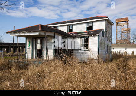 Senken Sie Hause durch Hurrikan Katrina beschädigt, neunte Station, New Orleans, Louisiana Stockfoto