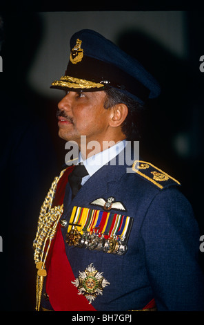 Hassanal Bolkiah Mu'izzaddin Nationalphilosophie GCB GCMG des Sultans und Yang Di-Pertuan von Brunei Darussalam, 29. Sultan von Brunei Stockfoto