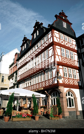 6. August 2009 - mittelalterlichen Deutschland - Römerberg (Samstagsberg) Ostzeile in der deutschen Stadt Frankfurt. Stockfoto