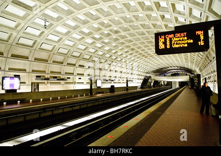 WASHINGTON DC, USA - Die Smithsonian Metro Station in Washington DC. Stockfoto