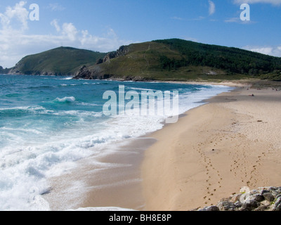 A verlassen galicischen Strand in die von Finisterre (Fisterre) Stockfoto