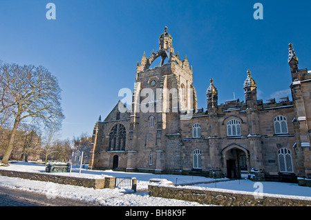 Kings College, Aberdeen Scotland mit der Kapelle Kronenturm sichtbar im Winter SCO 6035 Stockfoto