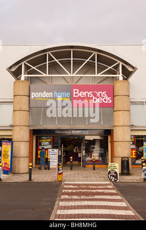 Die Ponden Hause Superstore und Bensons für Betten Shop Shop in Norwich, Norfolk, England, Großbritannien, Uk Stockfoto