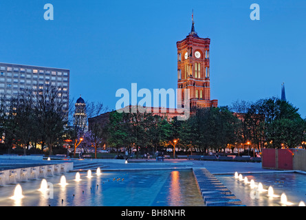 Rotes Rathaus, Rote Rathaus am Alexanderplatz-Platz, Berlin, Deutschland, Europa Stockfoto