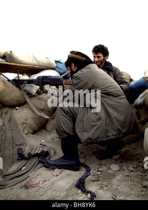 Afghanische Soldaten loyal zu damalige Regierung an vorderster Front in Kabul circa 1994 Stockfoto