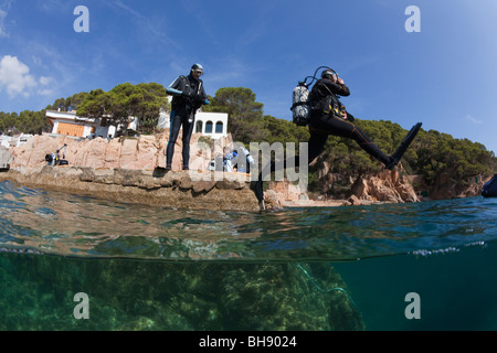 Tauchen in Tamariu, Costa Brava, Mittelmeer, Spanien Stockfoto