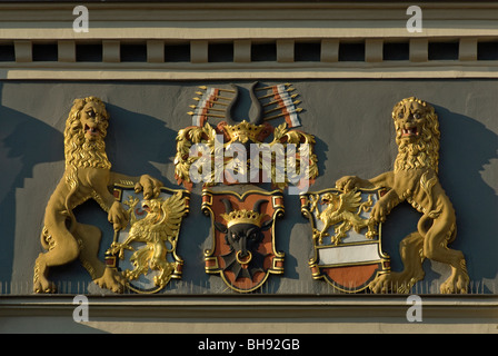 Wappen am Steintor Tor in Rostock in Mecklenburg-West Pomerania, Deutschland Stockfoto