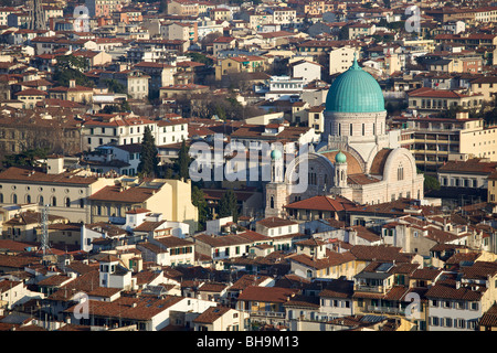 Luftbild von der großen Synagoge von Florenz (Tempio Maggiore), Italien, wie gesehen von der Kuppel des Santa Maria Del Fiore Stockfoto