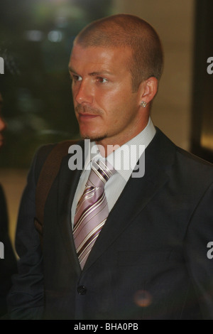 Englischer Fußballspieler David Beckham training mit Real Madrid, in Tokio, Japan, 2004. Stockfoto