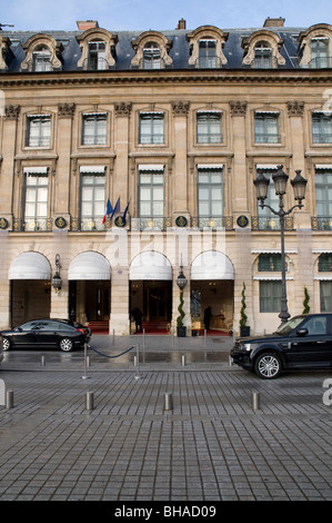 Der Eingang des Palace Hotel Ritz; Platz Vendome in Paris Stockfoto