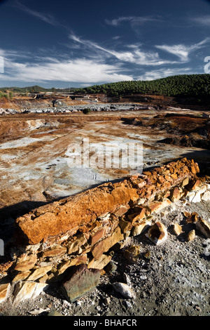 Wand in verlassenen mine von Rio Tinto - Huelva - Spanien Stockfoto