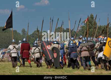 Reenactors an Schlacht von Grunwald 1410 in Warminsko-Mazurskie Provinz, Polen Stockfoto