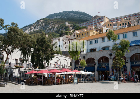 Grand Kasematten Platz am Ende der Main Street, Gibraltar Stockfoto