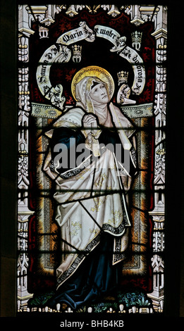 Ein Glasfenster, die Darstellung der Jungfrau Maria, St. Cuthbert Kirche, Kildale, North Yorkshire Stockfoto