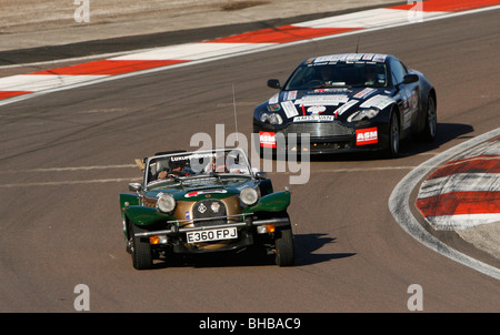 Panther beim Dijon Rennen verfolgen in Frankreich Stockfoto