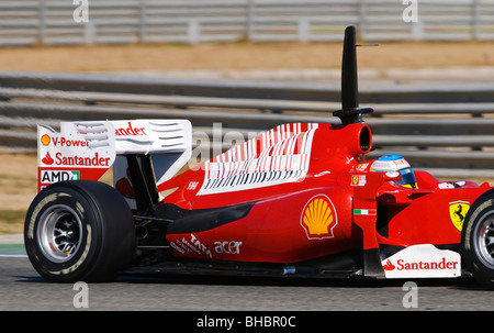 Fernando ALONSO (ESP) fährt des Ferrari F10 Formel1 Rennwagens im Februar 2010 Stockfoto