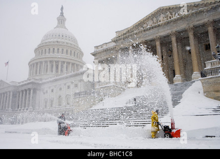 Aufnahmen im Schnee rund um das Kapitol der Vereinigten Staaten