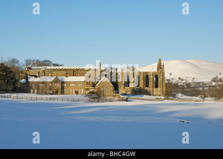 Bolton Abbey im Winter, Wharfedale, North Yorkshire, England UK Stockfoto