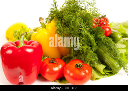 Haufen von Gemüse isoliert auf weißem Hintergrund Stockfoto