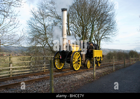 Voll funktionsfähige Replik von Stephensons Rocket getestet auf dem Avon Valley Railway bei Bitton, Bristol South Gloucestershire Stockfoto