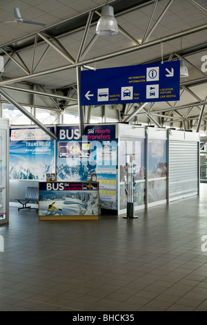 In der Abflug-terminal: Chambery Flughafen in der Nähe von Aix-Les-Bains am Lac du Bourget im Département Savoie (Savoyen) von Frankreich. Stockfoto