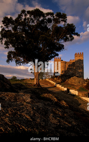 Castillo de Cortegana, p. Natural De La Sierra de Aracena y Picos Aroche, Huelva, Spanien Stockfoto