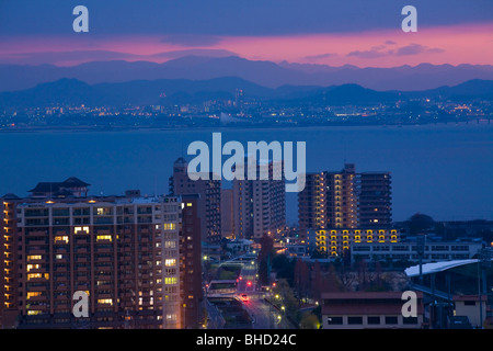 Sonnenuntergang über Stadtbild. Kobe, Hyogo Präfektur, Japan Stockfoto