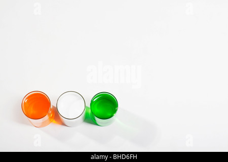 Verschiedene bunte Farben im Glas Stockfoto