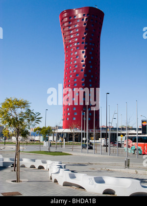 Turm von Toyo Ito in Plaça Europa, Hospitalet de Llobregat. Barcelona Provinz, Katalonien, Spanien Stockfoto