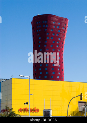 Turm von Toyo Ito in Plaça Europa, Hospitalet de Llobregat. Barcelona Provinz, Katalonien, Spanien Stockfoto