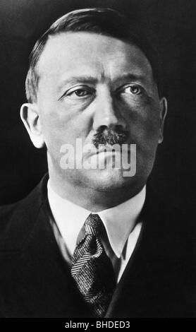 Hitler, Adolf, 20.4.1889 - 30.4.1945, deutscher Politiker (NSDAP), Reichskanzler 1933 - 1945, Porträt, ca. 1933, Stockfoto