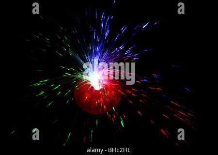 Abstrakte Lichtlinien Linie Ray Strahl Strahlen Stufe eingestellte Szene Landschaft Suchscheinwerfer Scheinwerfer multicolor unterhaltsam Unschärfe begeistern Stockfoto