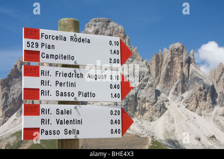 Grohmann und Cinque Dita-Peak, Langkofel-Gruppe, Val di Fassa, Dolomiten, Italien Stockfoto