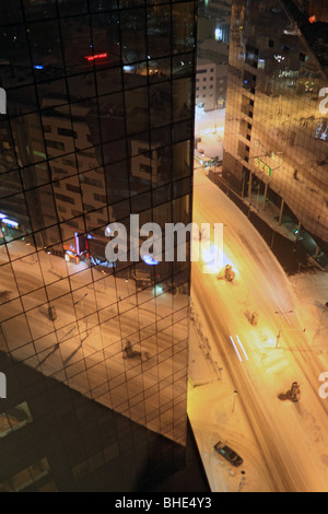 Birdseye-Blick auf die Skyline von Tallinn vom Turm Swissotel Tallinn Estland. Stockfoto