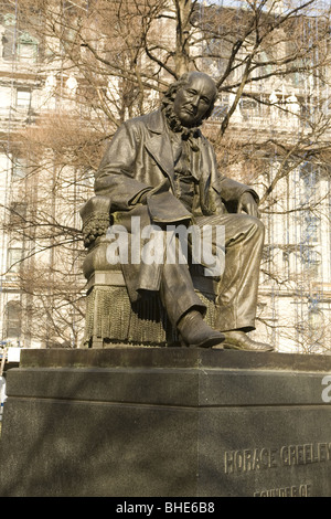 Statue von Horace Greeley in City Hall Park, New York City Stockfoto