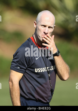 BOB BRADLEY U.S.A. CHEFTRAINER CARSON LOS ANGELES CA USA 6. Januar 2010 Stockfoto