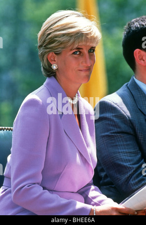 Diana, Princess of Wales besucht eine Ansage auf Verbot von Landminen am Sitz amerikanischen Roten Kreuz Stockfoto