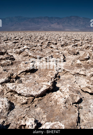 Devils Golf Course Salzbildung in Death Valley Nationalpark, Teil des dem ausgetrockneten Salzsee Badwater Basin Stockfoto