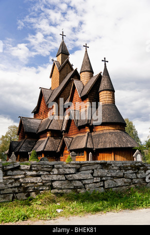 Tveitanbakkane-Stabkirche ist Norwegens größte Stabkirche Kirche. Es wurde ca. 1250 gebaut. Stockfoto