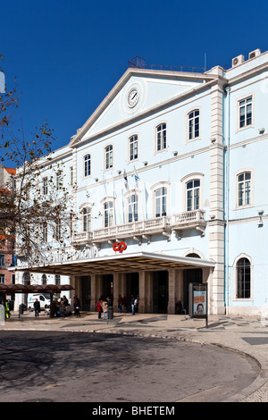 Santa Apolonia Bahnhof. Dies ist der wichtigste Bahnhof in Lissabon, Portugal. Stockfoto