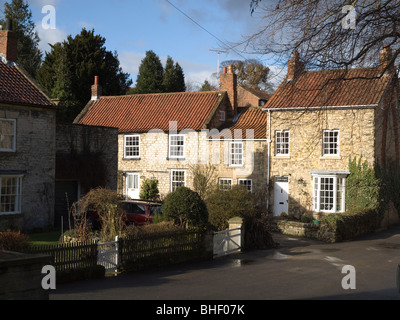 Typischen Steinhäusern der Wohnung oder auf dem Land im lokalen Stil am Pickering North Yorkshire Stockfoto