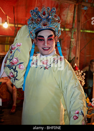 Chinesische Oper Schauspieler in traditionellen Kostümen und Make up. S. E. Asien Thailand Stockfoto