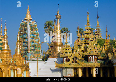 Mahabodhi Pagode, Shwedagon-Pagode, Rangun, Yangon; Burma, Myanmar Stockfoto