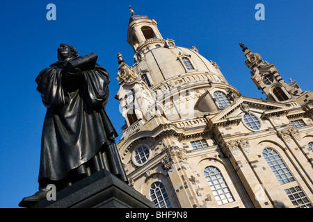 Martin Luther-Statue in der Nähe von Frauenkirche, Dresden, Sachsen, Deutschland Stockfoto