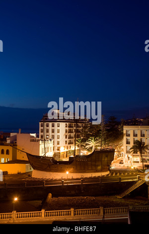 Museum für Navigation, Architektur in Form eines Schiffes, Christopher Columbus, Schiff Santa Maria, Museo Naval Santa Maria, Plaza L Stockfoto