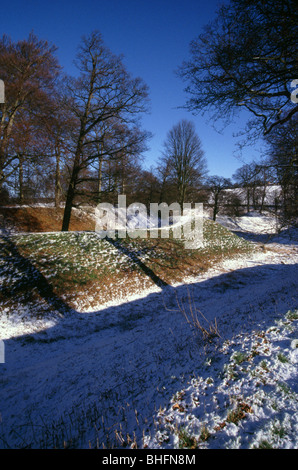 Berkhamsted Castle im Schnee, Hertfordshire, UK Stockfoto