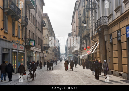 Geschäfte auf Via Lagrange im historischen Zentrum, Turin, Piemont, Italien Stockfoto