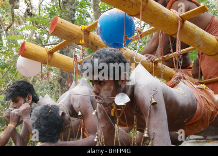 Seltene Szenen von Parava Kavadi Festival in Kerala. Stockfoto